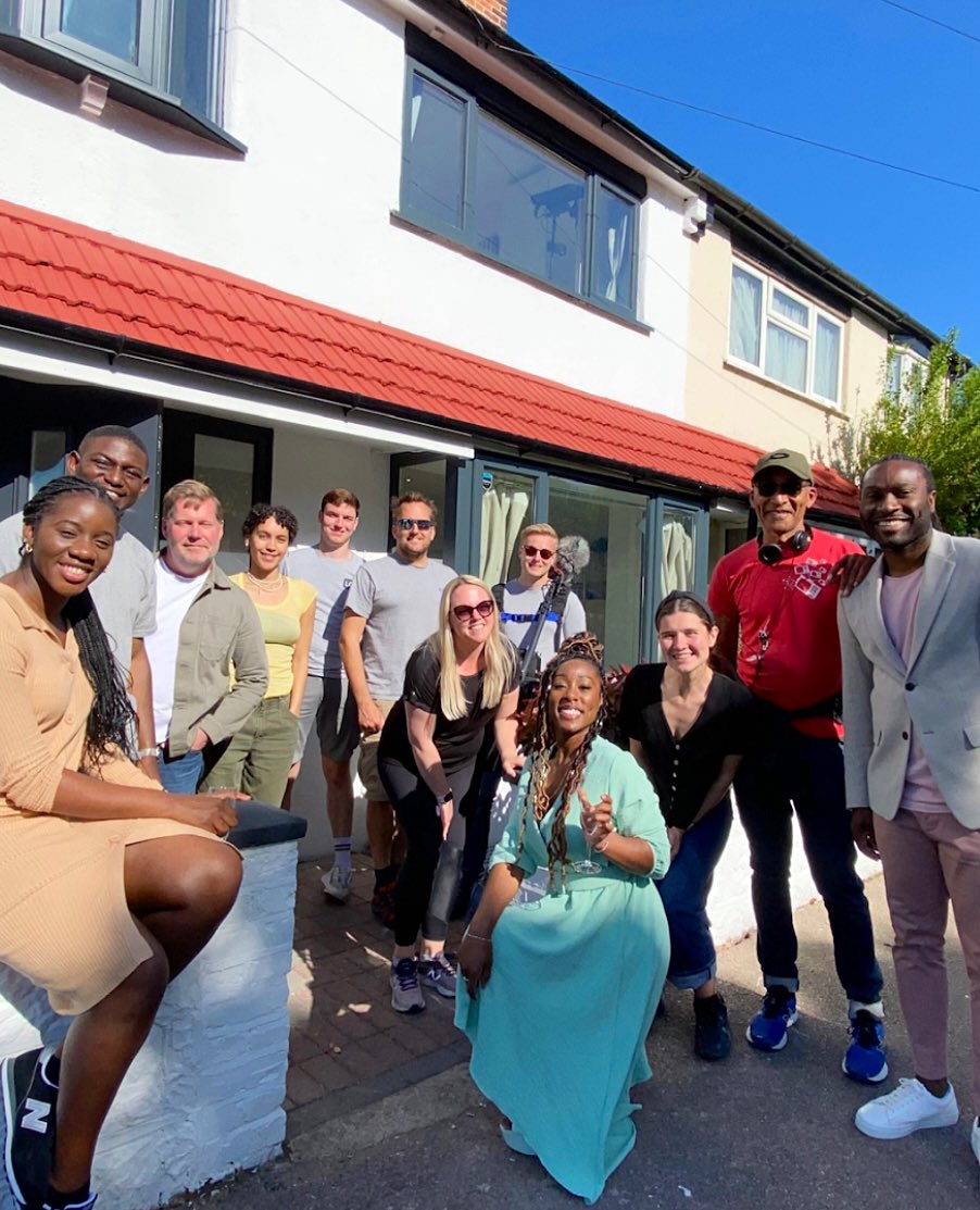 ScarAndStu's tweet photo. Some BTS of our first episode of Worst House 
1:Our Producer/Director Peter Emina 2: A familiar face?! @laurahamiltontv kindly let us film at her coffee shop! 3: When we first got to nose around the best house on the street 
4: Smiles all round!
#worsthouse #worsthouseonthestreet https://t.co/XfSEc2OghU