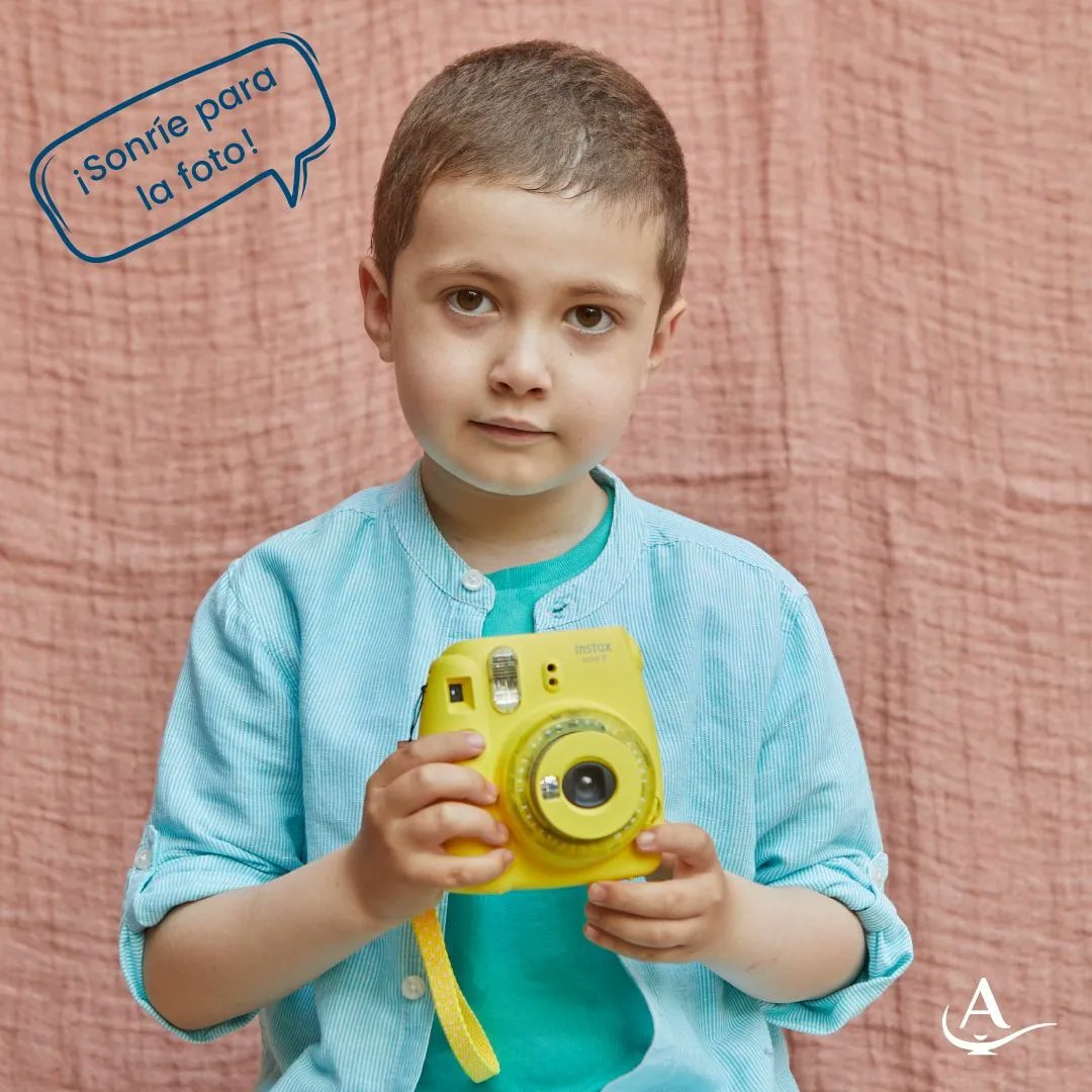 FundAladina's tweet photo. Cada año se diagnostican en España 1.400 nuevos casos de cáncer infantil. Queremos estar al lado de los niños y las familias su lado cada día para acompañarles y llevarles de la mano durante el difícil camino del tratamiento.⁣
⁣
¿Nos ayudas?

https://t.co/OnRc4VI7mX
⁣ https://t.co/teoVO70FT7