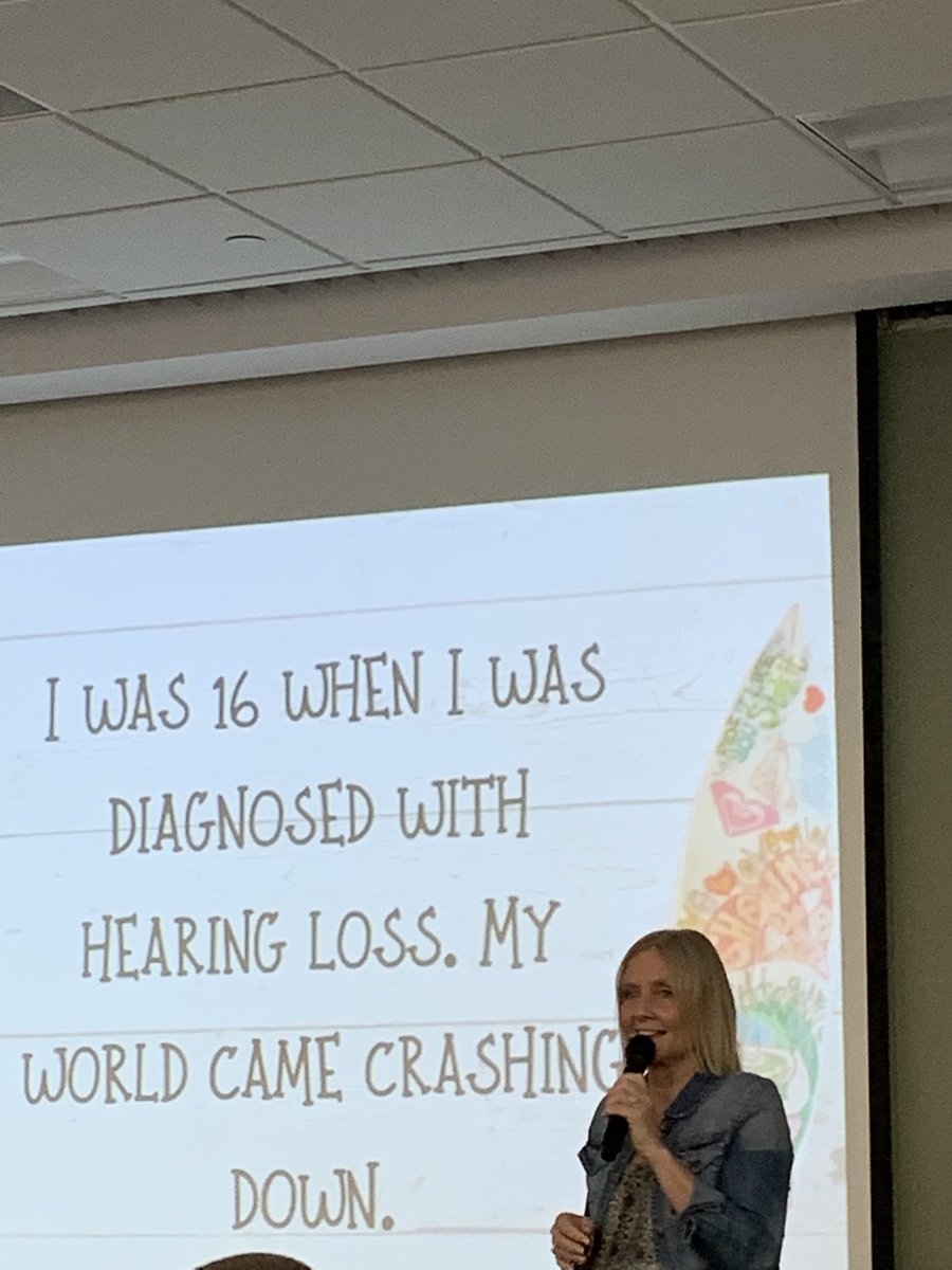 Congrats, @KerryOCerra on your book signing. I can’t wait to read my copy of Hear Me. So excited for you! 🎉💕 

#booklaunch #hearingloss #inclusivity #deafawareness #WritingCommunity #middlegrade
