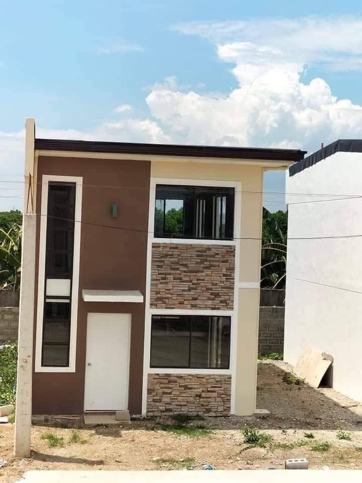MarrySalac's tweet photo. ALTA TIERRA HOMES
GMA CAVITE
👉Avail na,habang mababa pa po yung price!
🏠Nag hahanap Ng bahay na malapit sa
Alabang at Laguna pwede kayo Dito 
Take note po:
PRESELLING po kaya super available pa..
📍PRE SELLING
📍OPEN FOR RESERVATION
📍1 RIDE LANG FROM ALABANG https://t.co/LRxKVVXKPN