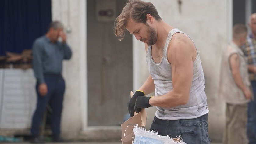 bestftolga's tweet photo. #baba 16. Bölüm fotoğrafları #tolgasarıtaş https://t.co/tlVgWap7t5