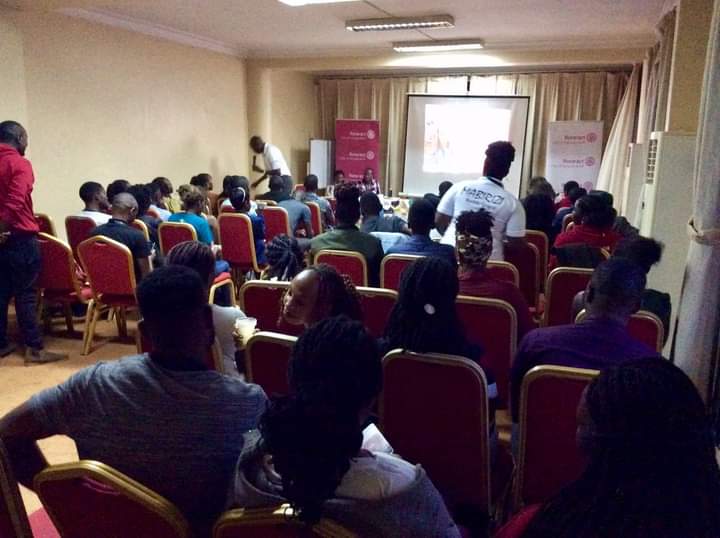 DicksonMushabe's tweet photo. Let's separate a business from your friend, even if its your wife or son in business, tell them the truth if their products are fake so that they can improve them.
Thank you @kanosug for hosting & awarding me.
"Iam Not Sorry For My Mistakes" #31Keys #ImagineRotary https://t.co/PoxcLXe2nT
