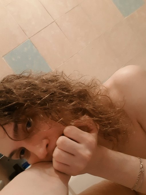 I love bathing^-^?
#trans #femboy #sissy #crossdresser #tgirl #shemale #ladyboy https://t.co/GFuvVLr