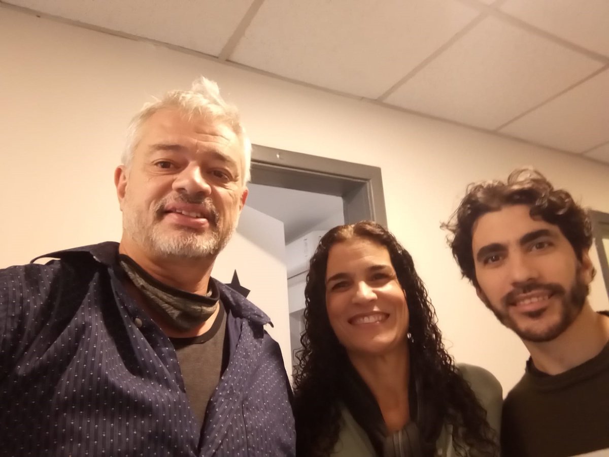 Hoy voy a estar acompañando a estos dos tremendos jugadores, imperdible duelo! 

#Pasapalabra