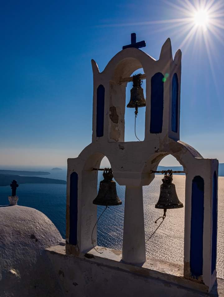 Emily25853865's tweet photo. Ποιά να συγκριθεί μαζί σου και από το νού μου να σε σβήσει 🙏🧿🇬🇷👑🌟🌟🌟🧿🇬🇷Σαντορίνη 🇬🇷🇬🇷🇬🇷Ελλάδα 🇬🇷🧿🇬🇷🧿🌟Αναμνήσεις 2022 #σαντορίνη https://t.co/gGvcaNWSr7