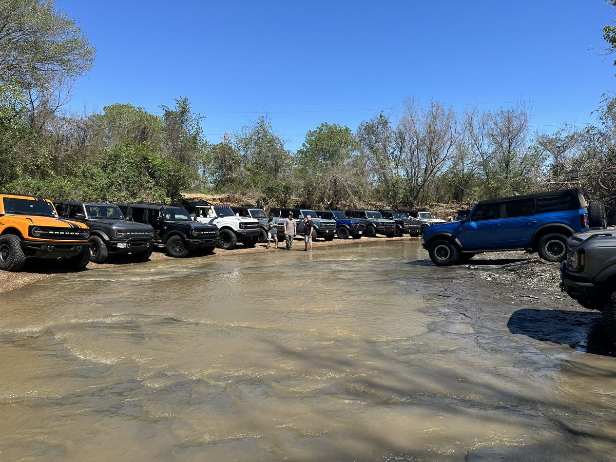 When Broncos meet down by the river. Great seeing everyone. #NTXBronco #Bronco <a href="/ksusig/">Shaun Ryan</a>