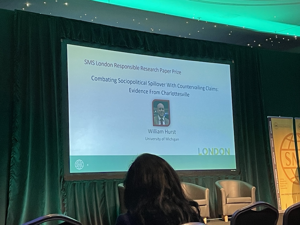 OChatain's tweet image. Great news from #SMS2022! @EPlaksenkova Elena Plaksenkova and I are runner up for the best conference paper award for &quot;Ecosystem Evolution and Bottleneck Shifts: Evidence from The Evolution of the Anti-HIV Drug Ecosystem&quot;