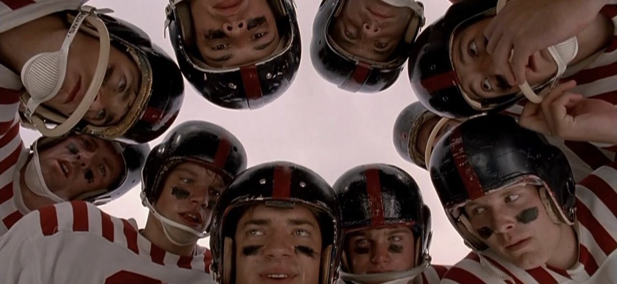 aresluoga's tweet image. 30 years ago today, the engaging drama film, #SchoolTies, directed by #RobertMandel, written by #DickWolf, and starring #BrendanFraser, #MattDamon, #BenAffleck, #ChrisODonnell, #RandallBatinkoff, and #ColeHauser, opened to mixed reviews in US theaters.