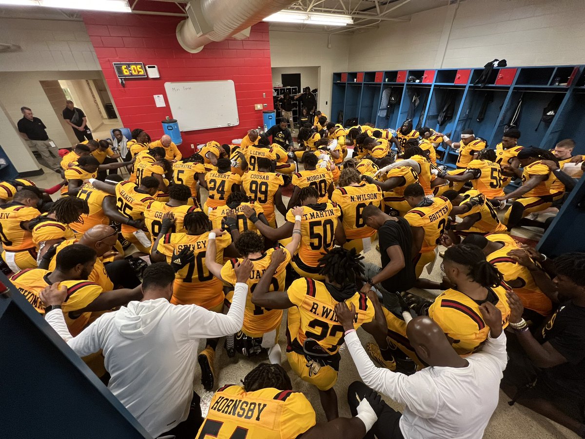 TheQueen (@akachic50) on Twitter photo God bless my G-Men!
The best is yet to come! <a href="/GSUFootball01/">Grambling State Football 🐯</a> <a href="/huejack10/">Hue Jackson</a>
#Gramfam
#HueDat God bless my G-Men!
The best is yet to come! <a href="/GSUFootball01/">Grambling State Football 🐯</a> <a href="/huejack10/">Hue Jackson</a>
#Gramfam
#HueDat