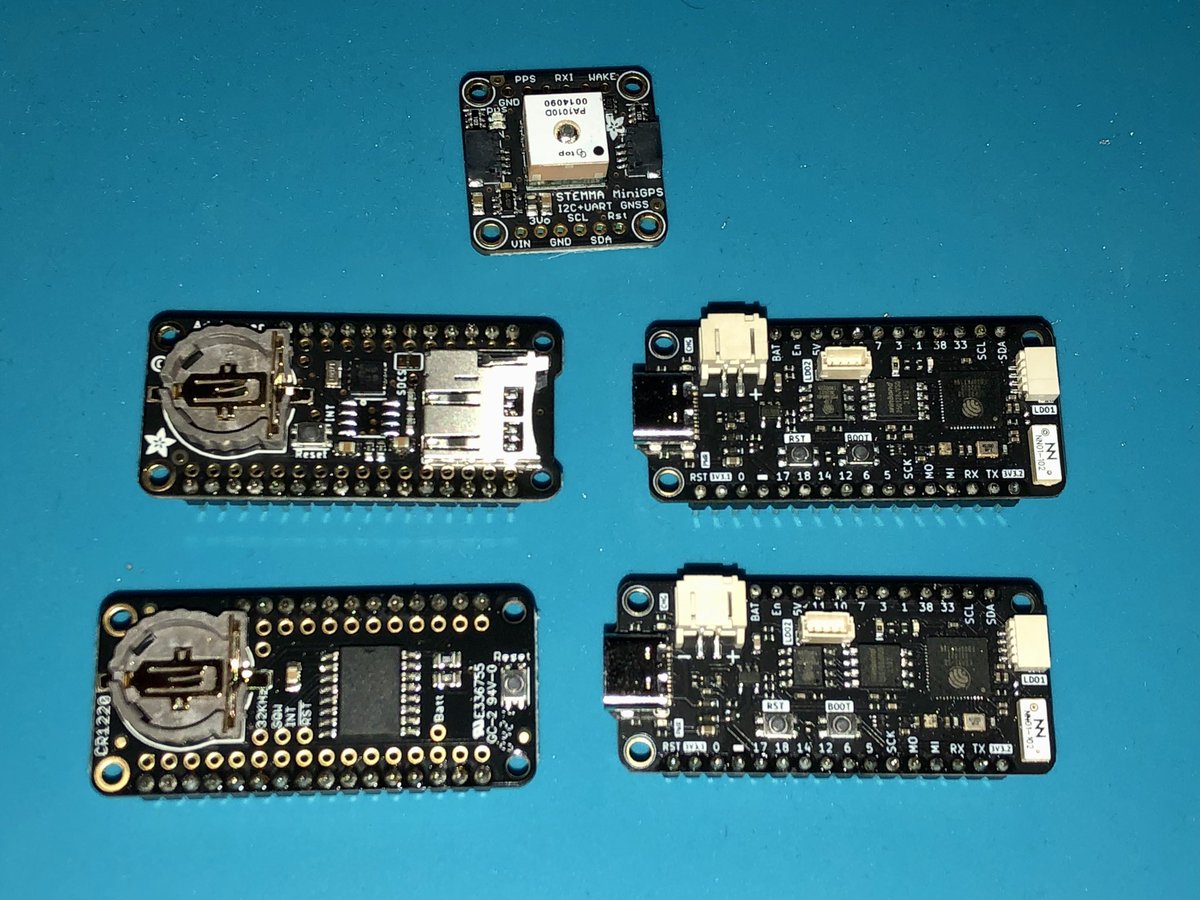 alx_nearphuture's tweet photo. Since my soldering iron was out, I soldered a few more things before the natural light disappeared:
Some @adafruit #featherwing and some @unexpectedmaker #feather π https://t.co/QJ6CBUrivB