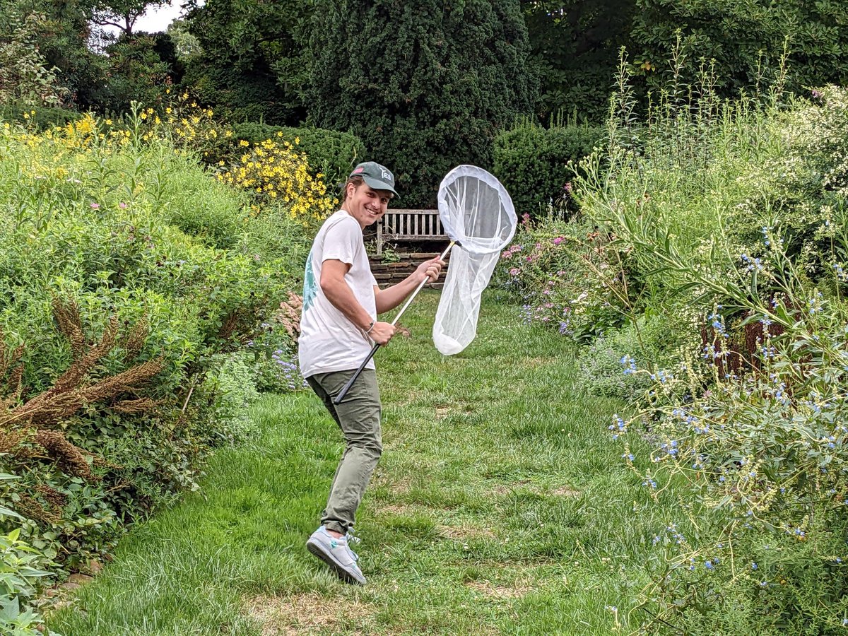 Thanks to <a href="/DumbartonOaks/">Dumbarton Oaks</a> for opening your doors to <a href="/Georgetown/">Georgetown University</a> students and faculty last weekend to conduct a BioBlitz using <a href="/inaturalist/">iNaturalist</a>. Had a great time and made nearly 800 observations! <a href="/theEarthCommons/">The Earth Commons</a> <a href="/STIAGeorgetown/">STIA</a> <a href="/PeterPMarra/">Peter Marra</a> <a href="/GUBiology/">Biology @ Georgetown</a>