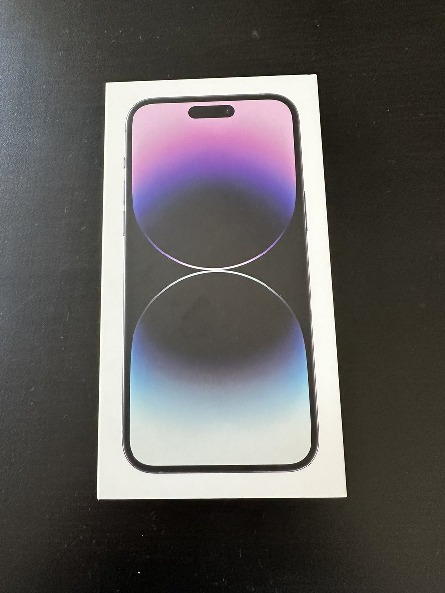 slots_sticky's tweet photo. New phone who dis?? ππ just in time for Vegas!! #iphone14promax #insanecamera #gonnavlogtheshitouttathistrip #willprobablyloseit π«€ https://t.co/6XsGKwznyp