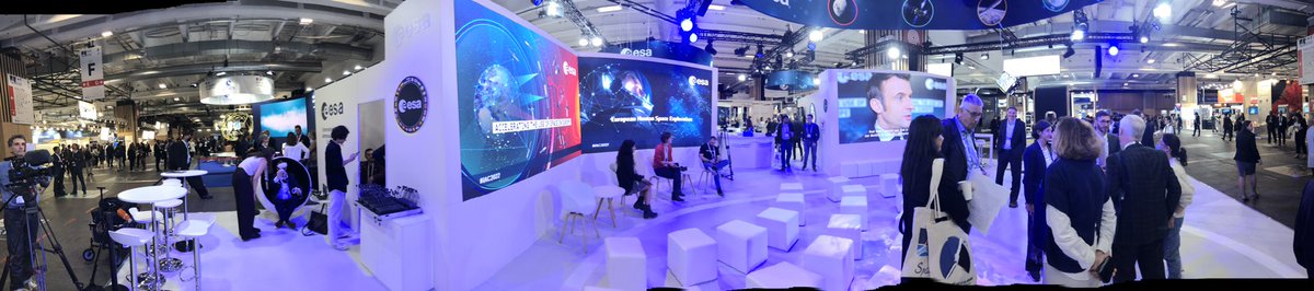 Bernhard_Weyhe's tweet photo. Dear #Media colleagues, please remember our main ESA/IAC #PressBriefing tomorrow, 19 Sept at 11.45h, at the ESA stand, with DG @AschbacherJosef and his “Space Applications” Directors S. Cheli, E. Viau, J. Benedicto and R. Densing! #ESAatIAC! We will also stream online. merci. https://t.co/dkoHBmk7s2