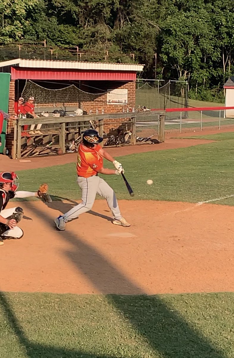 _HeatherRhoads_'s tweet photo. Avery out doing his thing in NC at the perfect game tournament!  Wish I could have been there! https://t.co/wSTLerRlrr