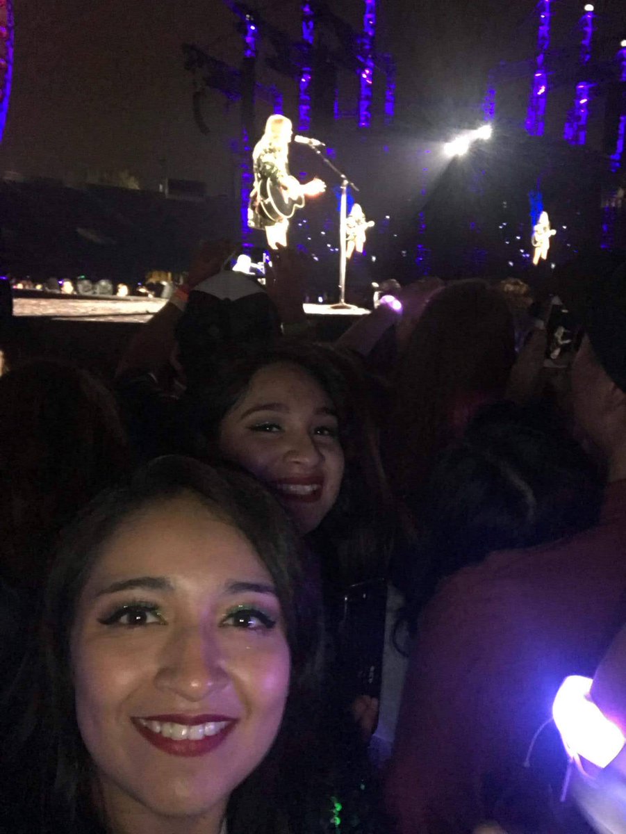 finallyclean278's tweet image. I love all Taylor Swift eras because somehow they&apos;ve all been part of specific moments in my life, but one that I really loved was reputation because the LWYMMD mv came out on my birthday and I got to see her on tour so close for the first time💖 #StoriesForSwift @taylorswift13