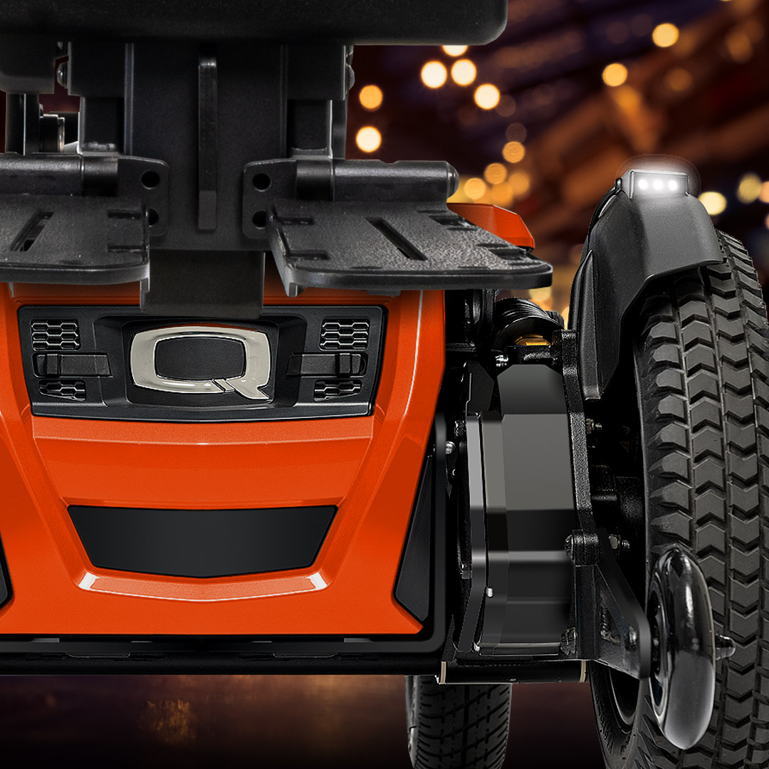 QuantumRehab's tweet image. HD TAKES THE STAGE!  🤩 The 4Front 2 HD is equipped with SRS for the smoothest ride. 👉 bit.ly/2ZGMjhS
#4Front2HD #QuantumRehab #FrontWheelDrive #Wheelchairs