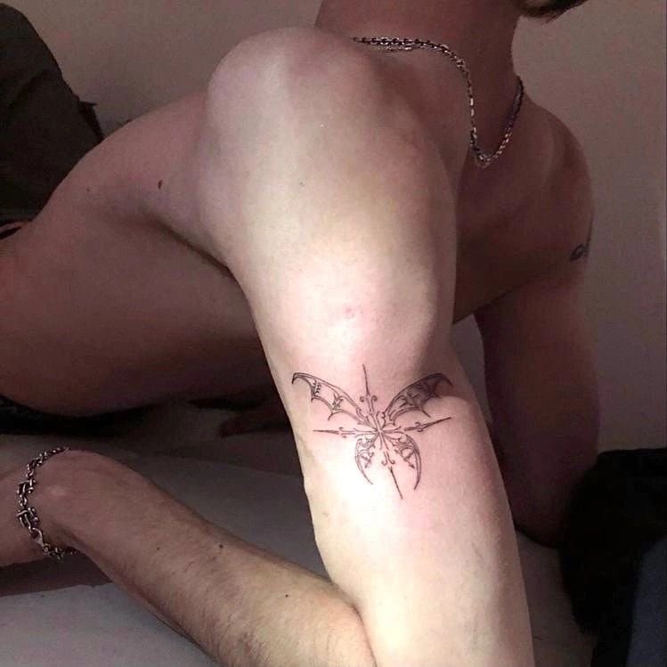 ⠀⠀⠀ ⠀⠀⠀⠀ ⠀⠀⠀⠀
      . ָ࣪ › @𝘁𝗼𝗯𝗶𝘀𝗵𝗲𝗲𝘁 𝗽𝗼𝘀𝘁𝗲𝗱
   ·    ·    ·    ·     ·     ·     ·  #𝖲𝖾𝖽𝗎𝖼𝗍𝗂𝗏𝖾𝖲𝗎𝗇𝖽𝖺𝗒 
      
❛ 𝗂 𝗍𝗁𝗂𝗇𝗄 𝗂’𝗆 𝗀𝗈𝖽 𝖺𝗇𝖽 𝗌𝗈𝗆𝖾 𝗈𝗍𝗁𝖾𝗋 𝗌𝗁𝗂𝗍. ❜