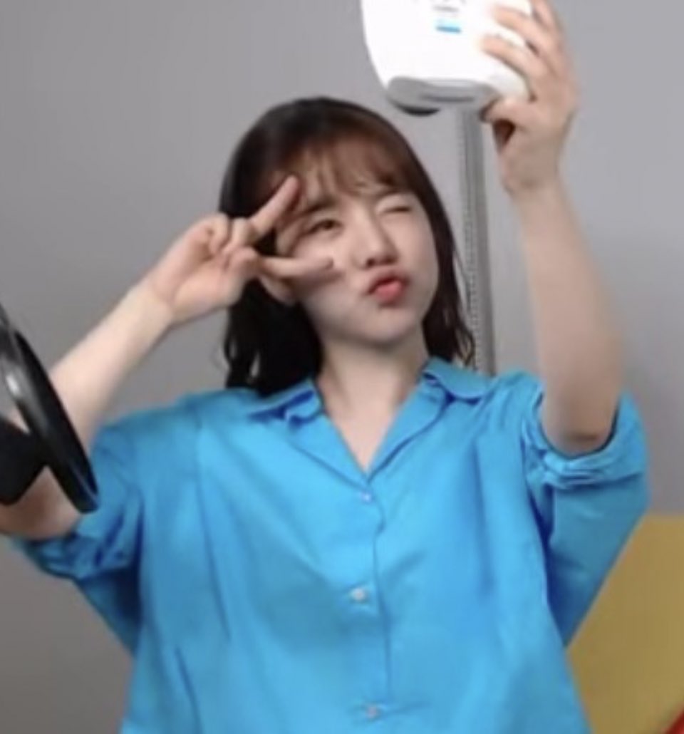 515zone's tweet photo. #SUNNY #써니 https://t.co/NlpxZBrp91