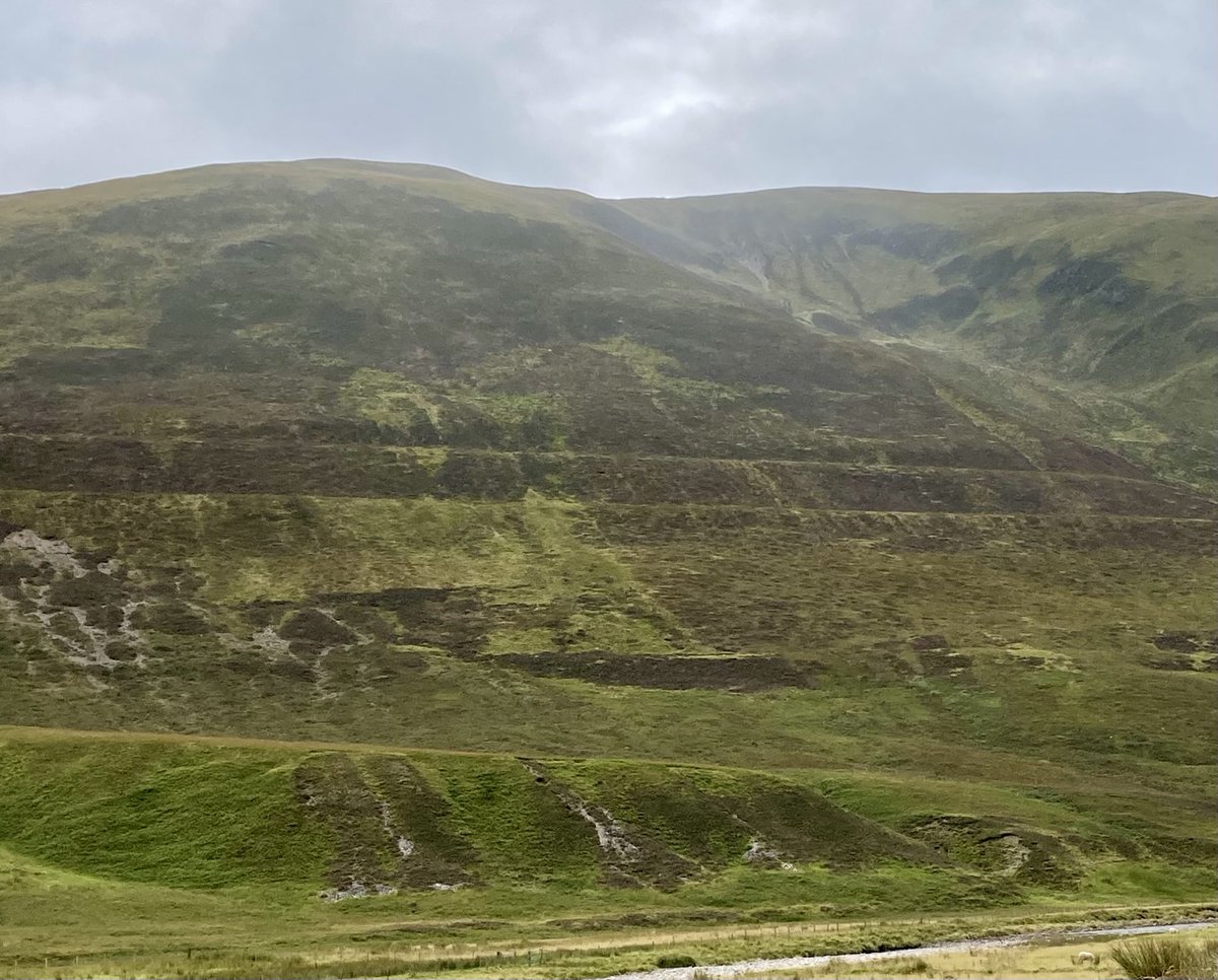 HughRaven's tweet photo. The #ParallelRoads of #Lochaber are far more remarkable than my poor pictures show. Visited by Darwin in the 1830s they helped unlock the secrets of glaciation that eluded early earth scientists. Glen Roy was a loch, plugged by a huge glacier. These were the beaches on its shore. https://t.co/lpLrkOXwUW