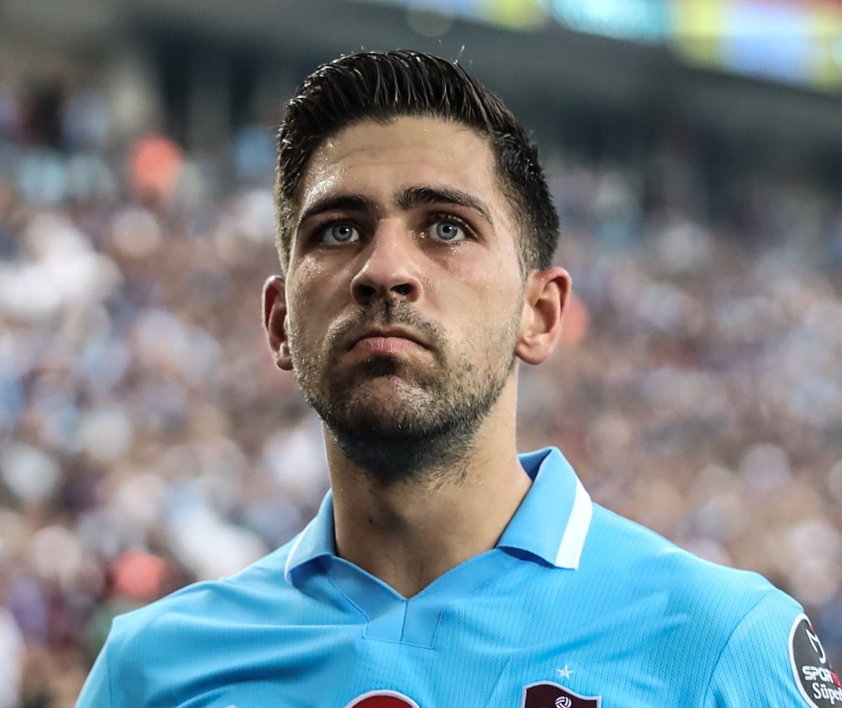 __6123M__'s tweet photo. Sonra evet diyorum.. Doğdu güneşim 🥰❤️💙 @Trabzonspor
#Trabzonspor
#TSvGFK
#tsvsgfk
#BugünGünlerdenTrabzonspor
#Trezeguet #Bakasetas #Bartra #AbdullahAvcı https://t.co/X6mKJNDTx5
