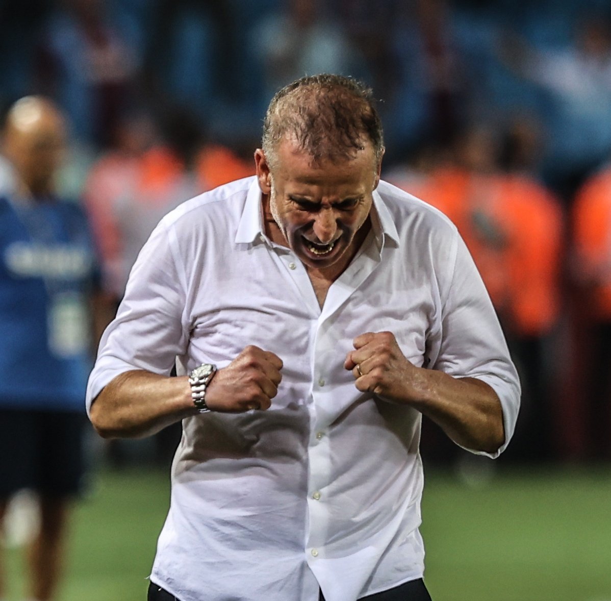 __6123M__'s tweet photo. Sonra evet diyorum.. Doğdu güneşim 🥰❤️💙 @Trabzonspor
#Trabzonspor
#TSvGFK
#tsvsgfk
#BugünGünlerdenTrabzonspor
#Trezeguet #Bakasetas #Bartra #AbdullahAvcı https://t.co/X6mKJNDTx5
