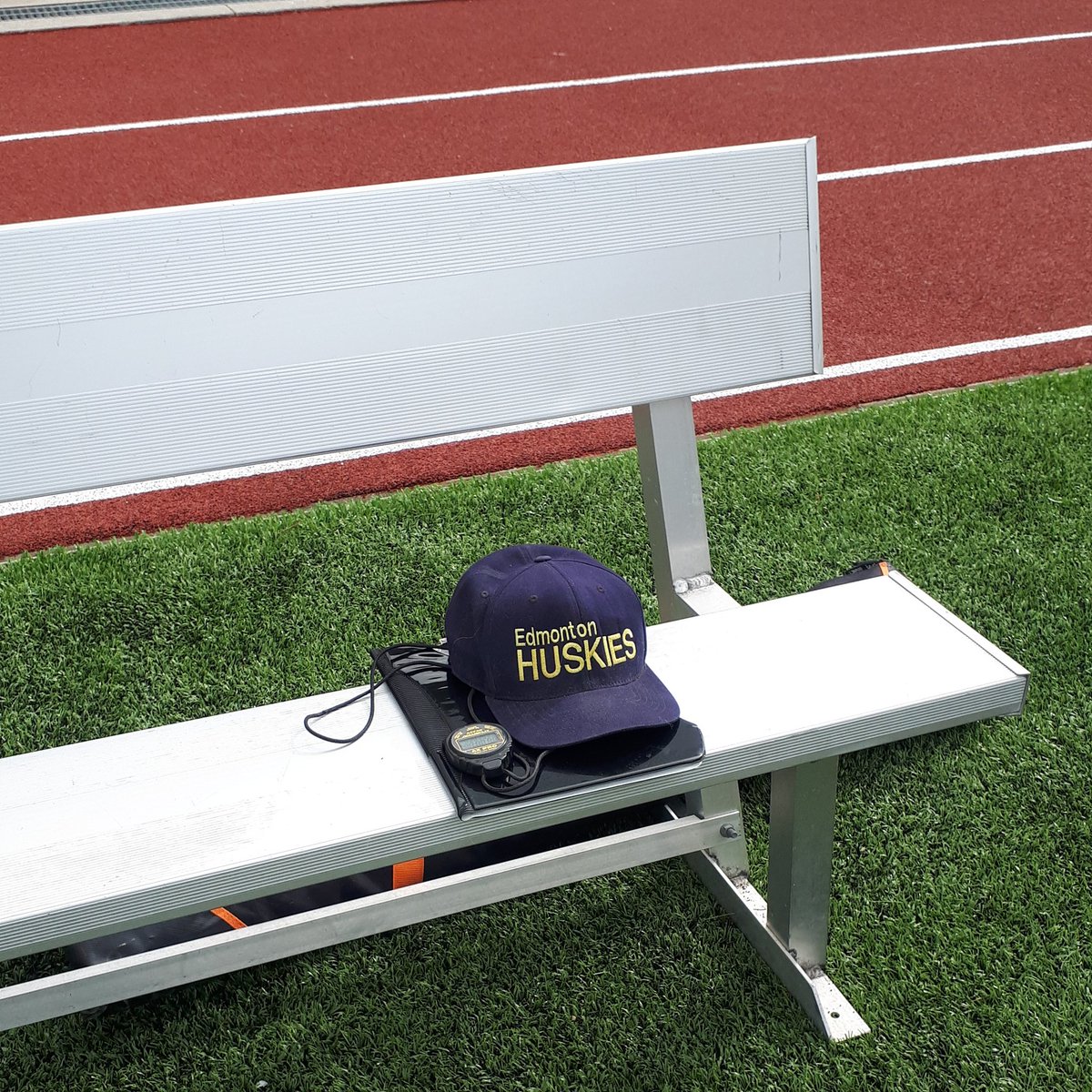 Edm_Huskies's tweet photo. https://t.co/bo5okb9Wrl
