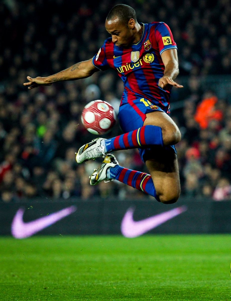 _BeFootball's tweet photo. La classe de Thierry Henry ✨🇫🇷 https://t.co/5MW6W3JAlc