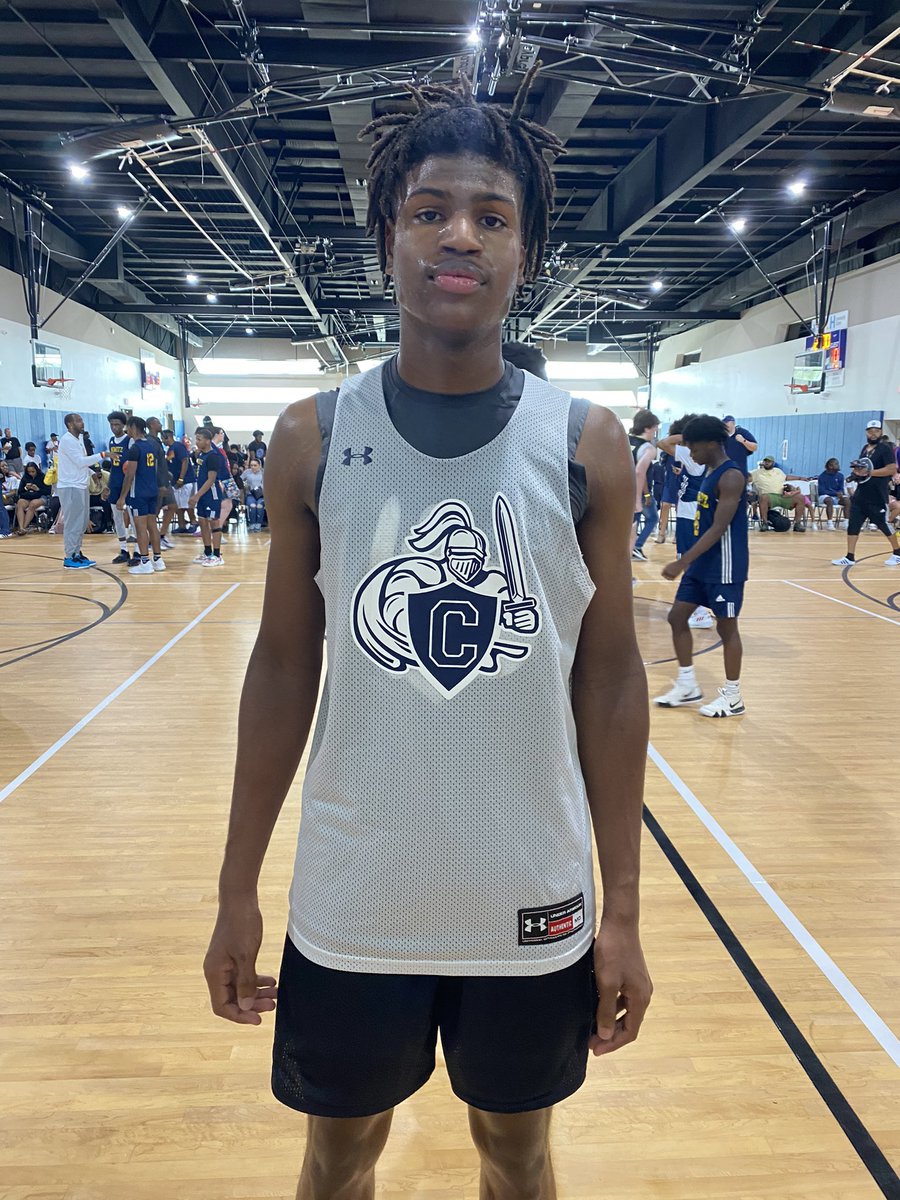 #PSJ2K22
<a href="/DonovanHolcomb7/">Donovan Holcombe</a> 23’ was looking good this weekend and a 100% healthy, especially after fighting injuries over the last 2 years. Donovan has grown to a 6’7/6’8 long athletic forward, who rebounds well, plays great defense, and finishes around the rim well.