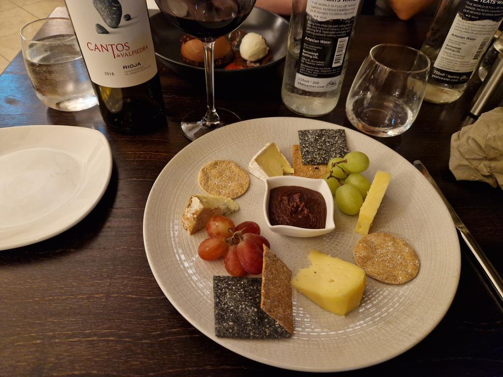 Darren Rafferty tweet media