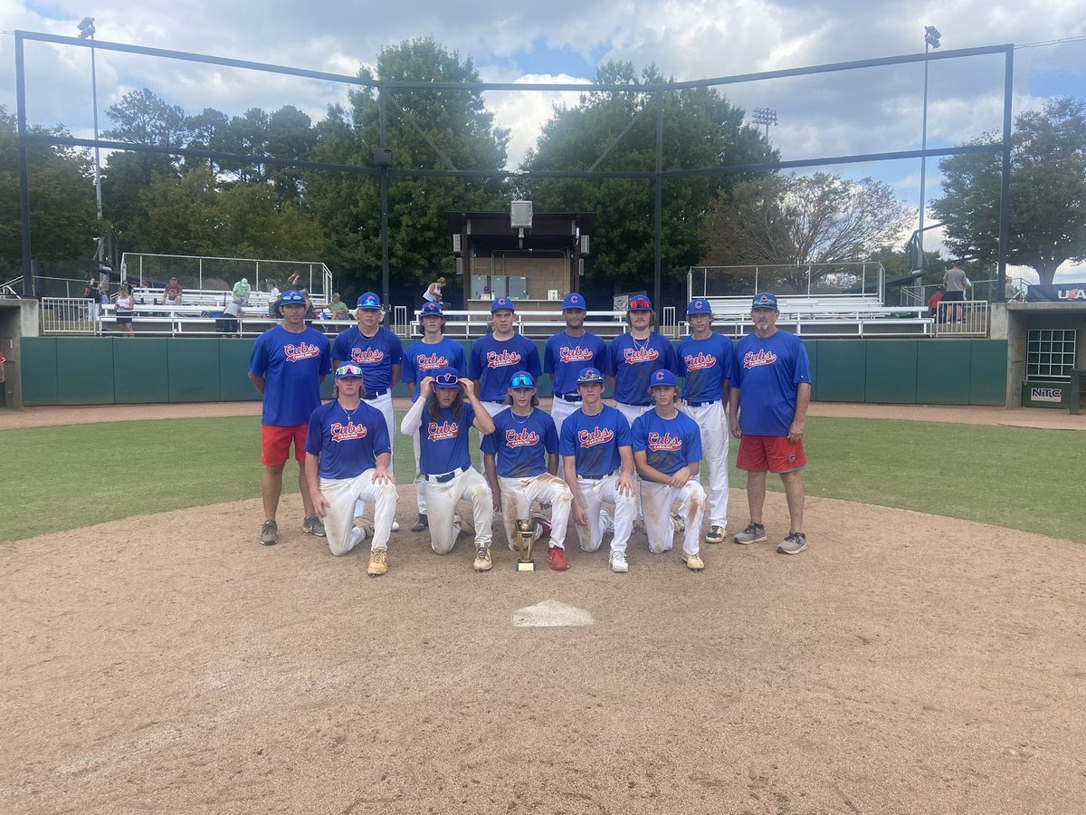 Congrats to <a href="/SnyderBaseball/">Snyder Baseball</a> on taking home 17u/18u #DBUSA taking down a tough <a href="/CarolinaCubsBB/">Carolina Cubs BB</a>. Congrats to the Winner and runner up!