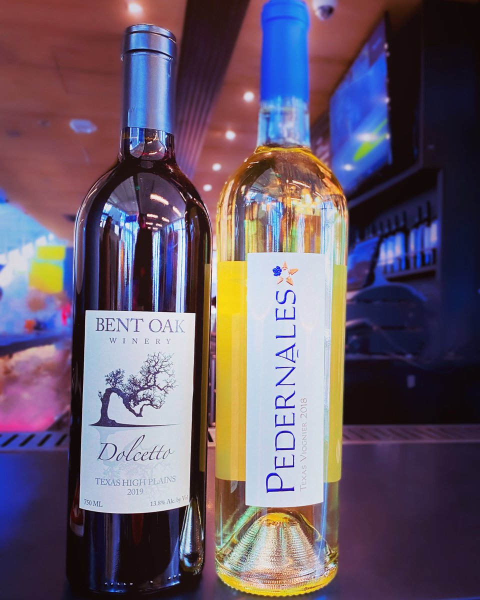 AGrapeEducation's tweet photo. Texas Wine???? Raise your hand 🙋🏻‍♀️ if you knew they made wine in TX? 

Picked these bottles up at the airport, more to follow!!! https://t.co/Jf24T2AjDa