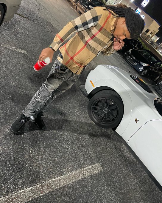 Tryna fuck me soon as I land ✈️turnt her out she repping my brand #TimeismoneyEnt #burberryhuncho https://t<a href="/tag/timeismoneyent"class="tags"><span>#timeismoneyent</span></a><a href="/tag/burberryhuncho"class="tags"><span>#burberryhuncho</span></a>