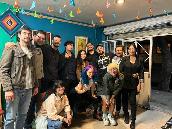 Una bella velada ayer con <a href="/fioLoba/">Fiorella Terrazas a.k.a. Fioloba</a>, <a href="/kantdiedavirgin/">Immanuel Cunt</a> , Frida Cartas, Bladimir Ramirez , Alexis Alvarenga, Miguel Torres, Alison Calva, José Garay, Muki Sabogal. <a href="/PlasticoRevista/">Plástico: Revista Literaria</a> en Clandestina ✨

Fotografía: Fioloba