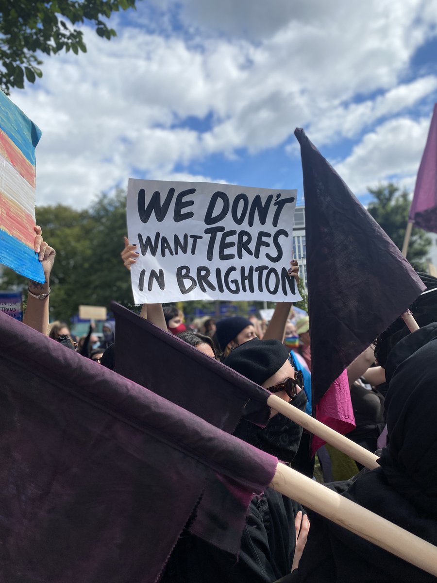 Today was a demonstration of the dreaded Anti-Trans Rally in Brighton. I dreaded it b/c I knew I’d have to set eyes on transphobes in the flesh (THREAD) #LGBwiththeT