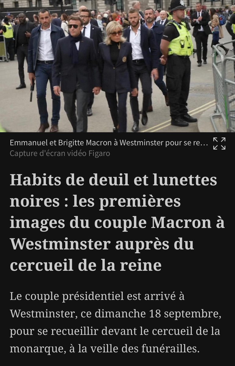 GRBernie's tweet photo. @Pierre_GTIL Pendant ce temps là @Le_Figaro recadre la photo et titre « Habits de deuil… » https://t.co/5YGdDfYxTX