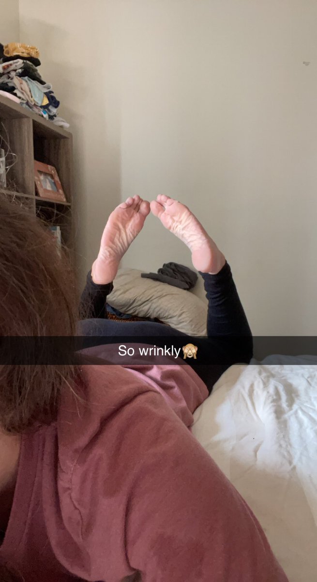Justfeetyou's tweet photo. I’m baaaack😘 https://t.co/e2lK35D8nE