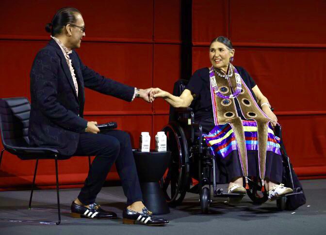 So many words, so many feelings to capture from last night’s @TheAcademy reconciliation moment with #SacheenLittleFeather at the @AcademyMuseum Ixehe - Thank you Sacheen for your courageous stand all those years ago and for your generosity and love for our people. ❤️