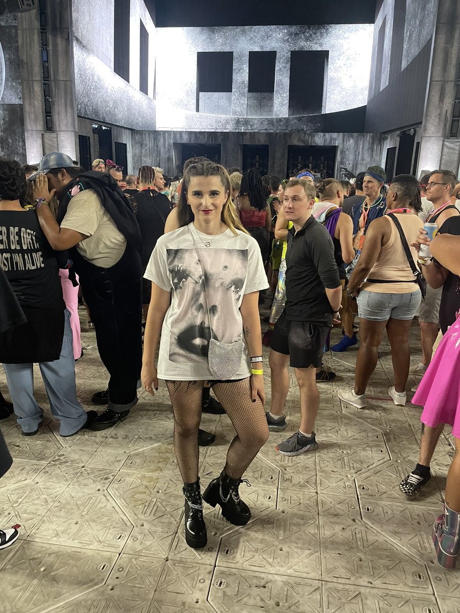 amyavirga's tweet photo. This tour was incredible. It felt amazing to be back especially after the last couple years not knowing when we would all be able to gather again. Thank you @ladygaga for The Chromatica Ball 💕🔥 #ChromaticaBallNewYork #ChromaticaBallBoston #ChromaticaBallMiami https://t.co/WvcvCWZcz3