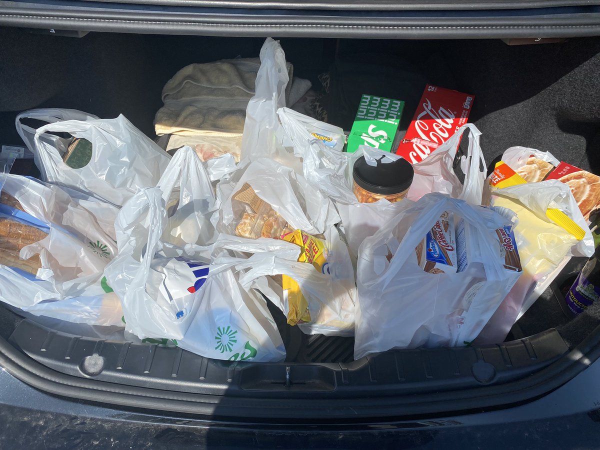 MBaker_RunSun's tweet image. Taking care of staff because they take great care of kids!  #Intercession #extendedlearning #fallcamp kick off @eastfieldglobal Sept 19-Sept 30 @ShannonR2022 @shannonchaffin3 @crluckadoo13 @kaaiitt_h @tiffanykbarker @maddie_rives @MrsRussellEGMS