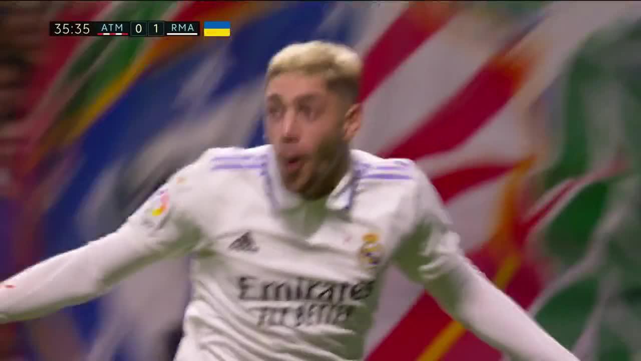 VALVERDE SCORES OFF OF THE VINICIUS MISS 😱”