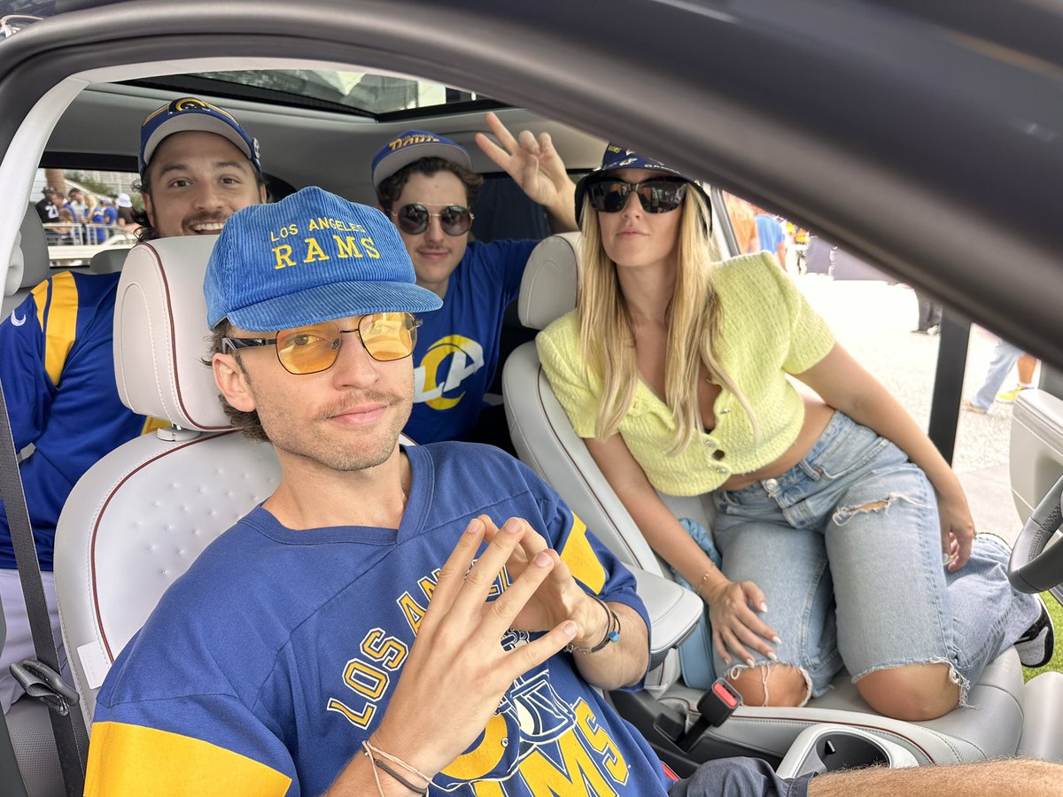 LETS GO #RamsHouse