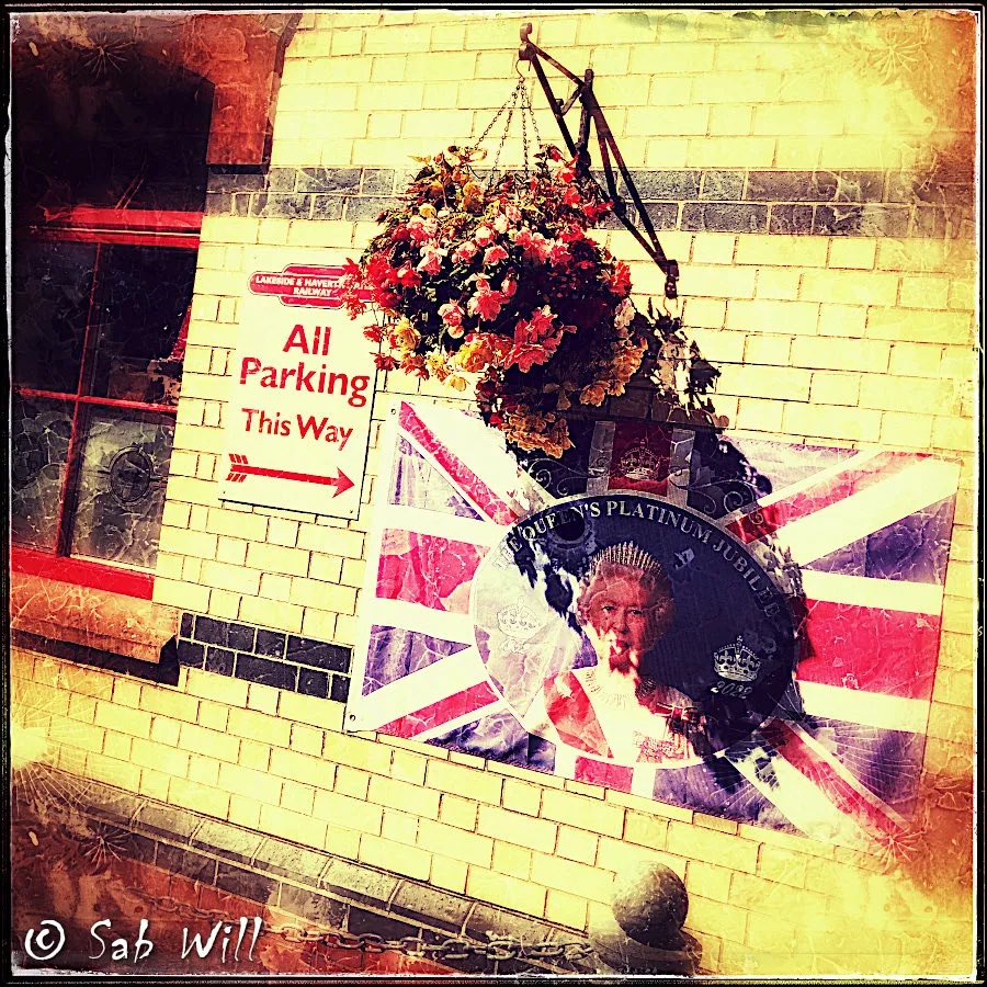 LakelandLaggard's tweet photo. ⛰ LAKELAND CHRONICLES 6: “Changing of the Guard”

🧙‍♂️ THE NEXT TRAIN will be leaving from Platform 96.
Travelling by rail has always held a deep fascination for me. I love it…

(Cont: https://t.co/UvVACa8a3j )

#lakedistrict #lakedistrictnationalpark  #lakedistrictphotography https://t.co/1biG6WNs9L