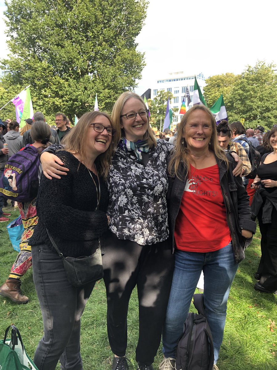 bloominanna's tweet photo. Love this photo of 3 brilliant Helens 💜🤍💚 Amazing day with all the terfs in #brighton 
@helenstaniland @HJoyceGender @helensaxby11 @StandingforXX 
#LetWomenSpeak 
 #StandingForWomen https://t.co/5unhOChYjA