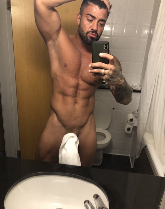 No towel when you click below&hellip;  https://t.co/HscRjraObX https://t.co/i5wyiw5NwT