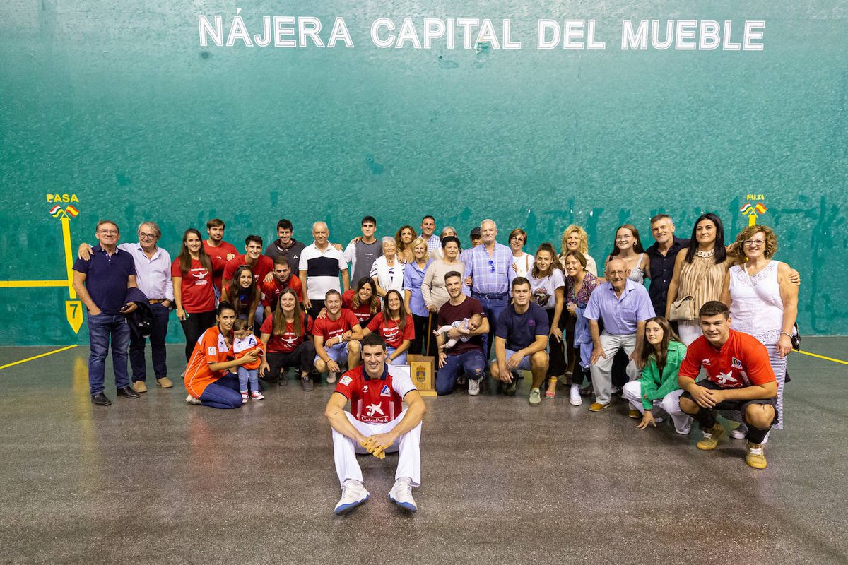 Alvaro Untoria tweet media