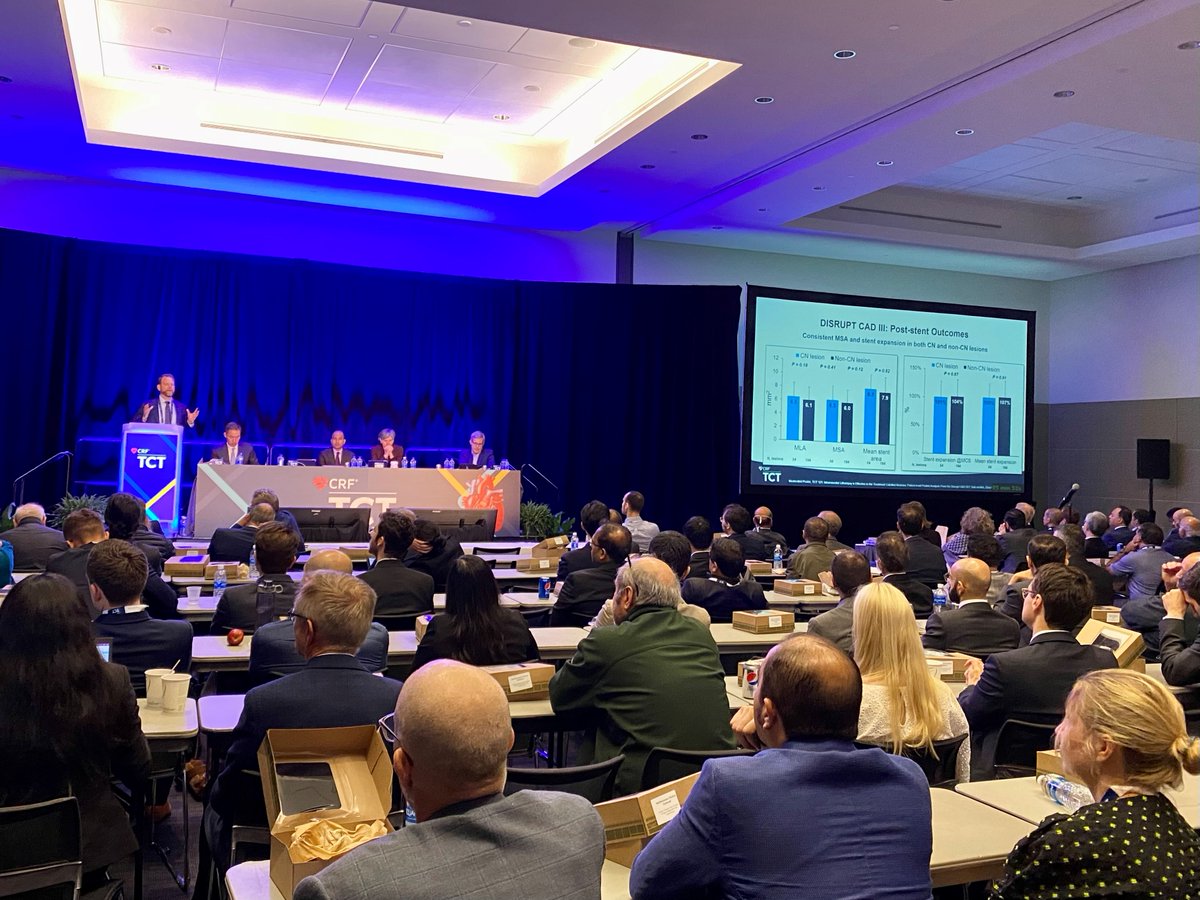 ShockwaveIVL's tweet image. The house was packed and the votes are in! Wicked good debate on the approaches to nodular calcium with Drs @rwyeh @ajaykirtane @kevinjamescroce @mbmcentegart &amp;amp; @perc_surgeon at #TCT2022. Look at that final poll in favor of #RotaShock!

ISI bit.ly/3iEq7fC #CardioTwitter