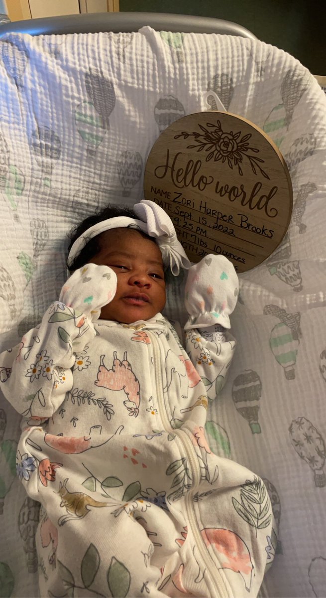 _CoachL_'s tweet photo. Our princess finally made her entrance into this world on September 15, 2022.
Meet Zori Harper Brooks.
7 lbs 10 ounces 20.5 inches
#BigZo @CoachJ_BrooksJr https://t.co/grWorKhEk9