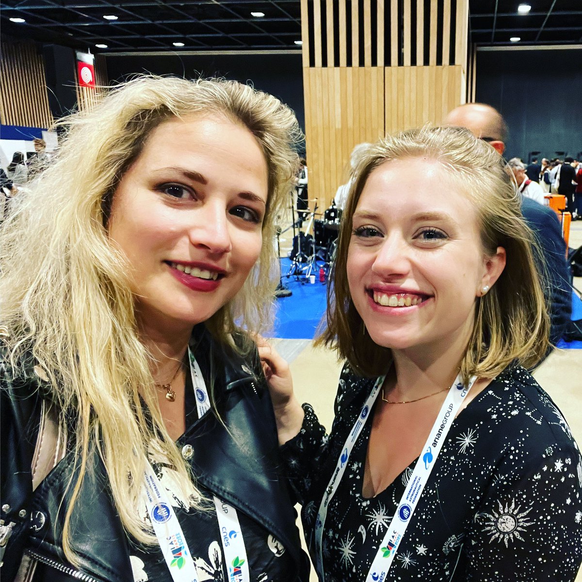 I’ve been watching/hearing her work from afar for about a year now. Today I saw her in person and she is REAL 😜😎 <a href="/chiaramoenter/">Chiara Moenter</a> <a href="/SpaceWatchGL/">SpaceWatch.Global</a> <a href="/SpottedAtIAC/">SpottedAtIAC</a> #iac2022