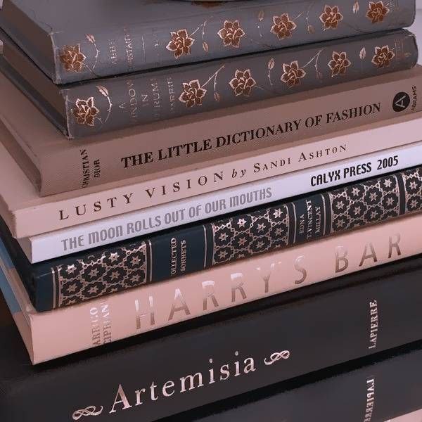 𝓠𝐔𝐄𝐄𝐍 𝓒𝐇𝐀𝐑𝐋𝐎𝐓𝐓𝐄. tweet media