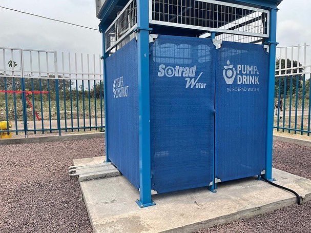 RubotaFM's tweet photo. Au terme de ma visite à N'sele et Maluku ce 17 septembre,j'ai lancé un appel à la population bénéficiaire de neuf stations d'addution d'eau potable : une chose est d'avoir l'ouvrage d'eau et une autre c'est de le conserver à longue durée tel que réceptionné. https://t.co/nhpgrFop5V